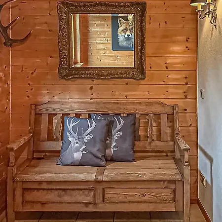 4 Bedroom Cozy In Nimsreuland