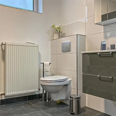 4 Bedroom Cozy In *